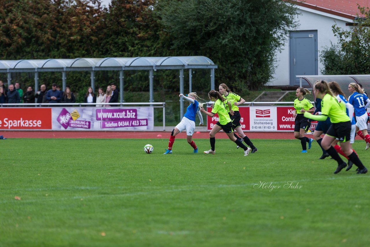 Bild 224 - B-Juniorinnen TSV Schoenberg - Holstein Kiel : Ergebnis: 0:23